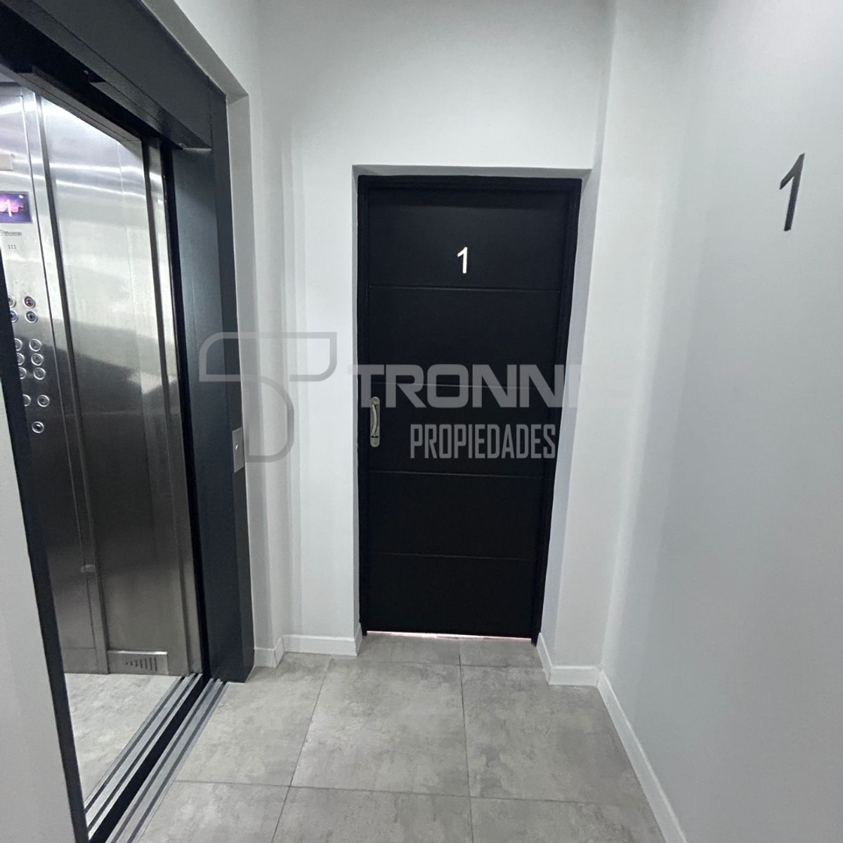 VENTA Departamento 2 Ambientes a estrenar - Al Frente - Con Balcon y Parrilla - Lanús Oeste - 22