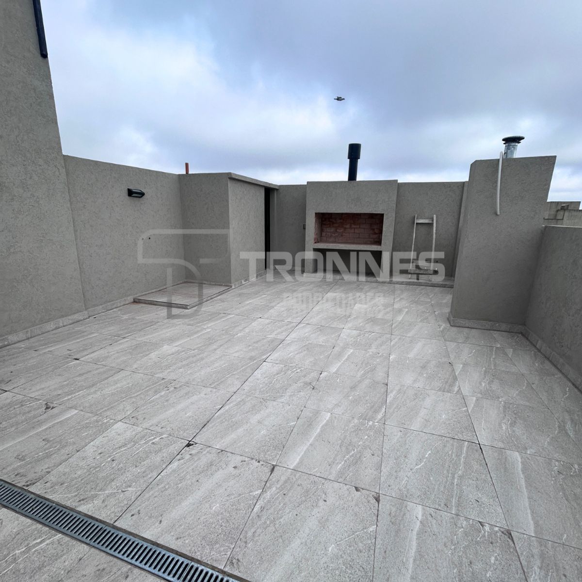VENTA Departamento 2 Ambientes a estrenar - Al Frente - Con Balcon y Parrilla - Lanús Oeste - 24