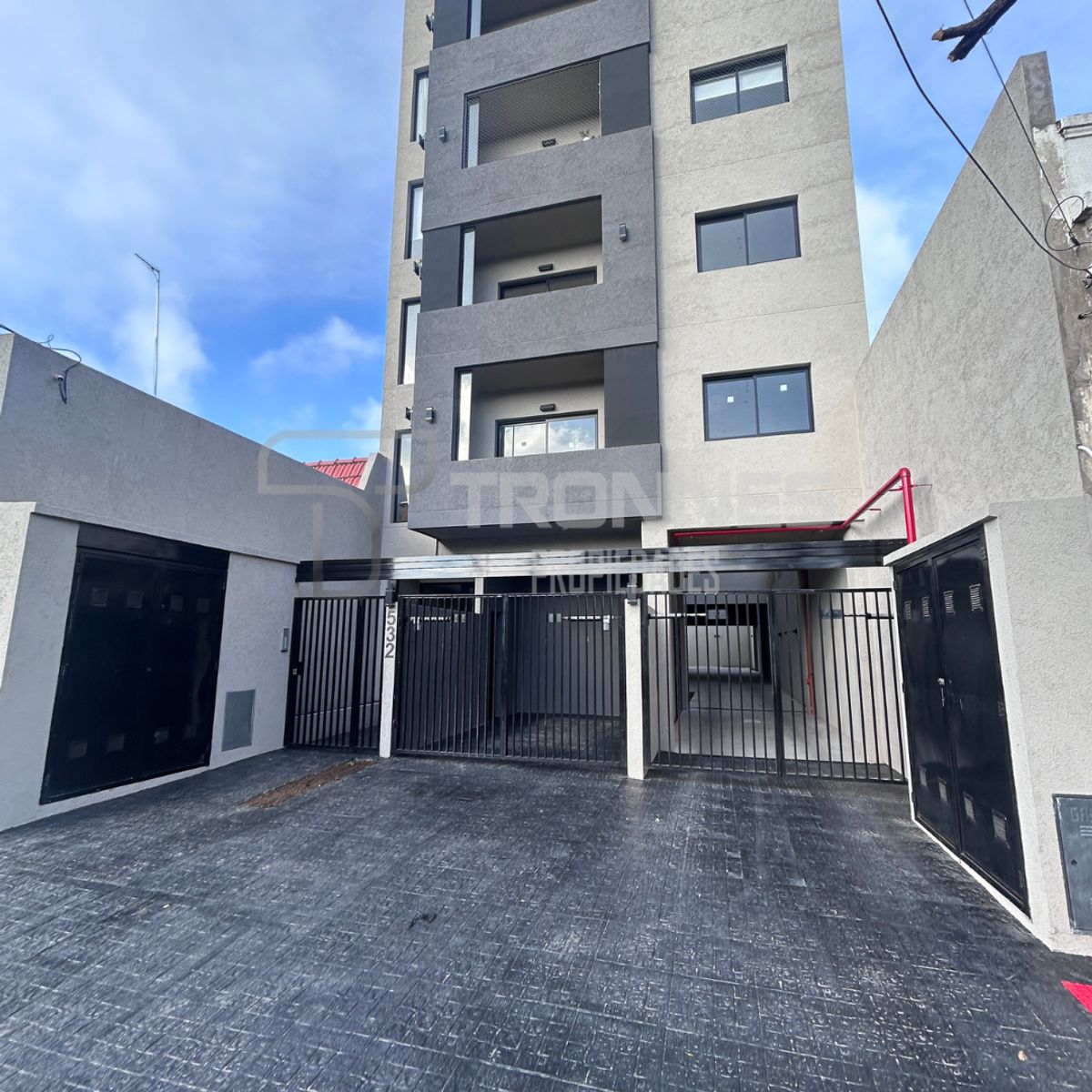 VENTA Departamento 2 Ambientes a estrenar - Al Frente - Con Balcon y Parrilla - Lanús Oeste - 25