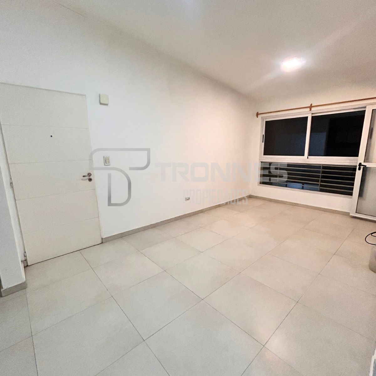 ALQUILER DEPARTAMENTO 2 AMBIENTES CON BALCÓN,SUM,PILETA,GIMNASIO - LOMAS DE ZAMORA - BARÓN CENTER - 3