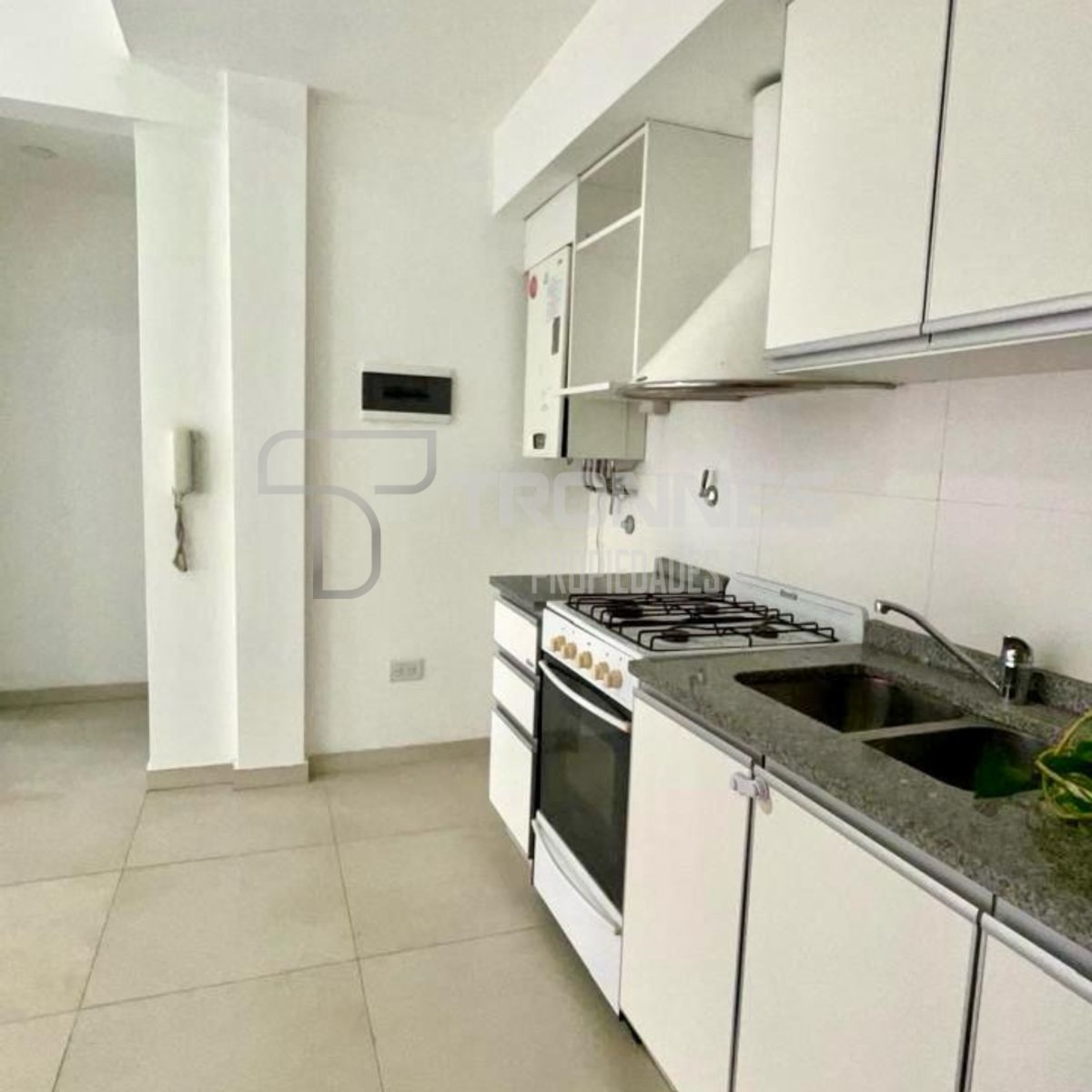 ALQUILER DEPARTAMENTO 2 AMBIENTES CON BALCÓN,SUM,PILETA,GIMNASIO - LOMAS DE ZAMORA - BARÓN CENTER — foto 2