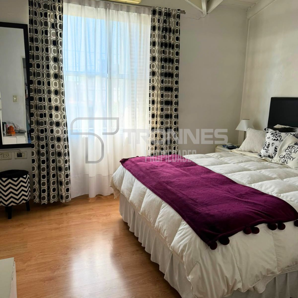 Venta Triplex 3 Ambientes con Fondo y Cochera - Lomas de Zamora Oeste - 11