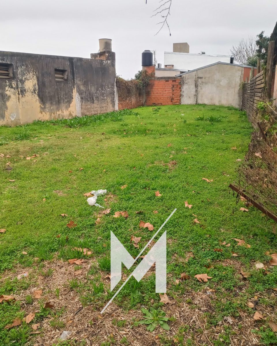 Terreno en Colón. Excelente ubicación sobre avenida principal — foto 2