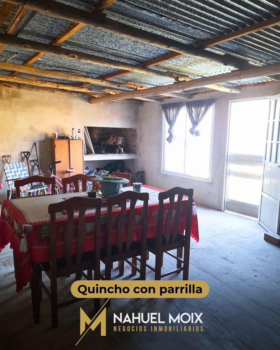 Amplia casa en venta con local al frente Barrio El Brillante - 6