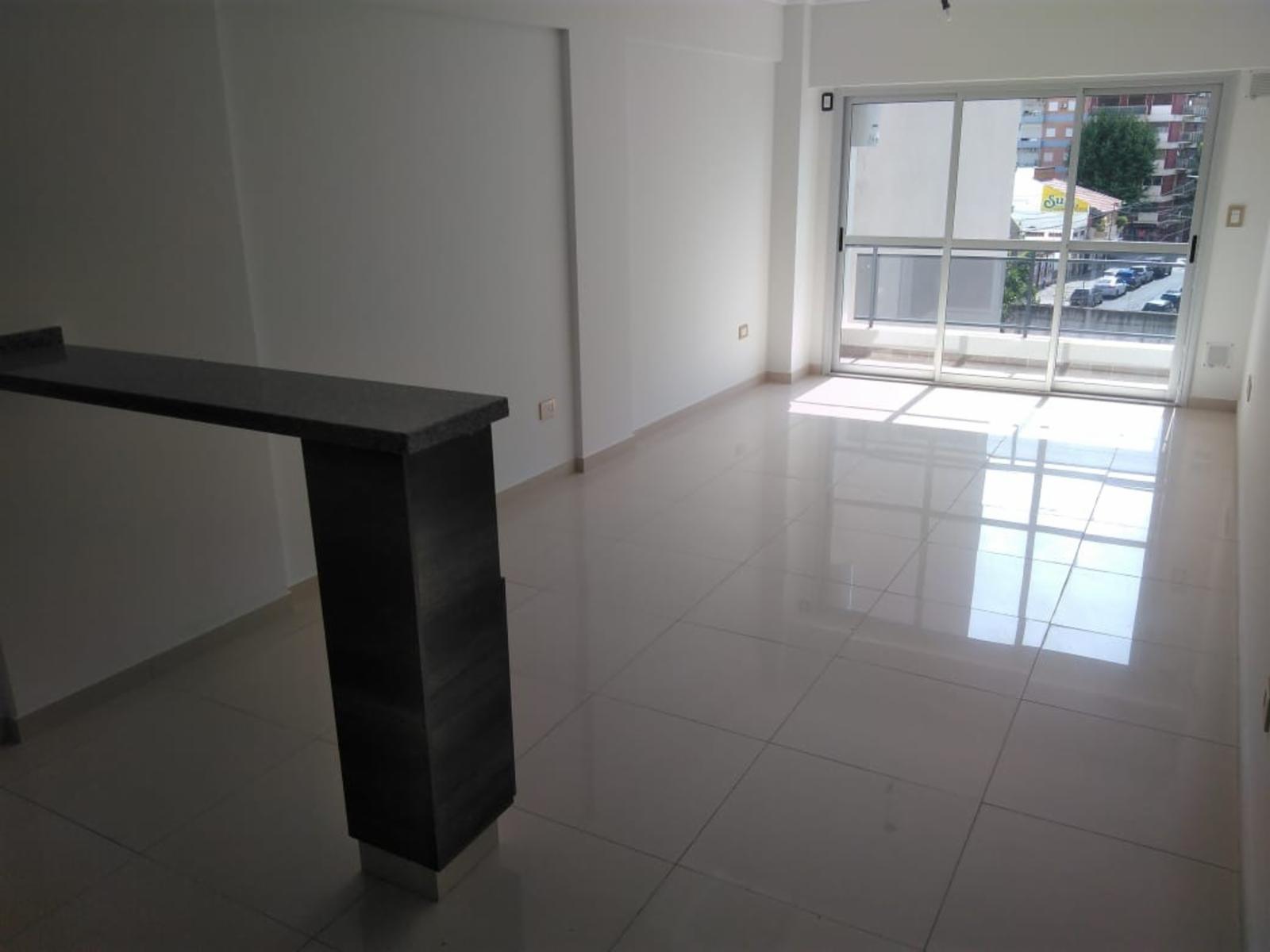 # MIRA ESTO #1 AMB # ESTRENAR # PATIO # C-FRENTE # FALCON Y LISANDRO — foto 2