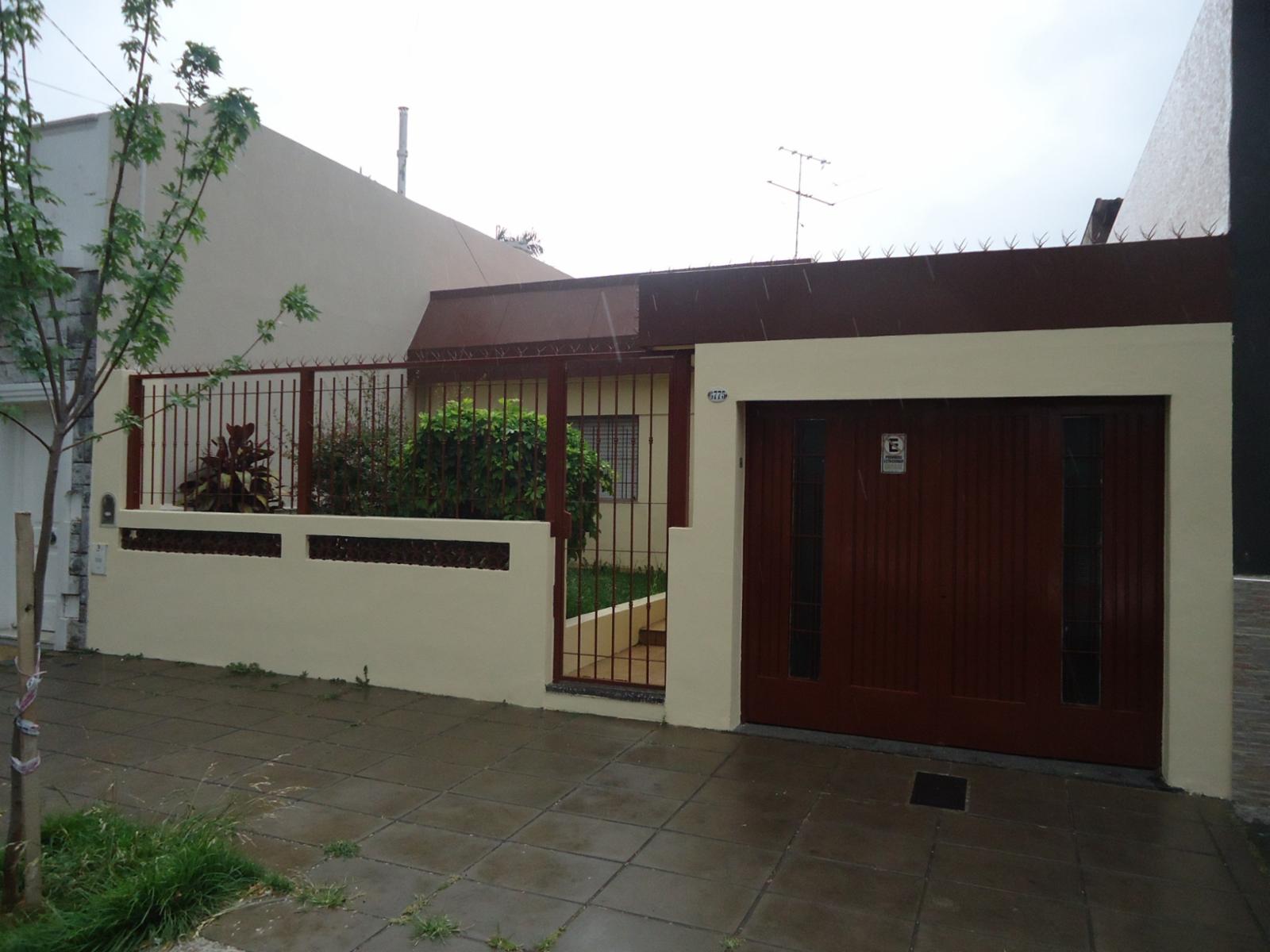 # MIRA ESTO # CASA # GARAJE JARDIN TERRAZA # LOTE 8,66 x 27 MTS APROX