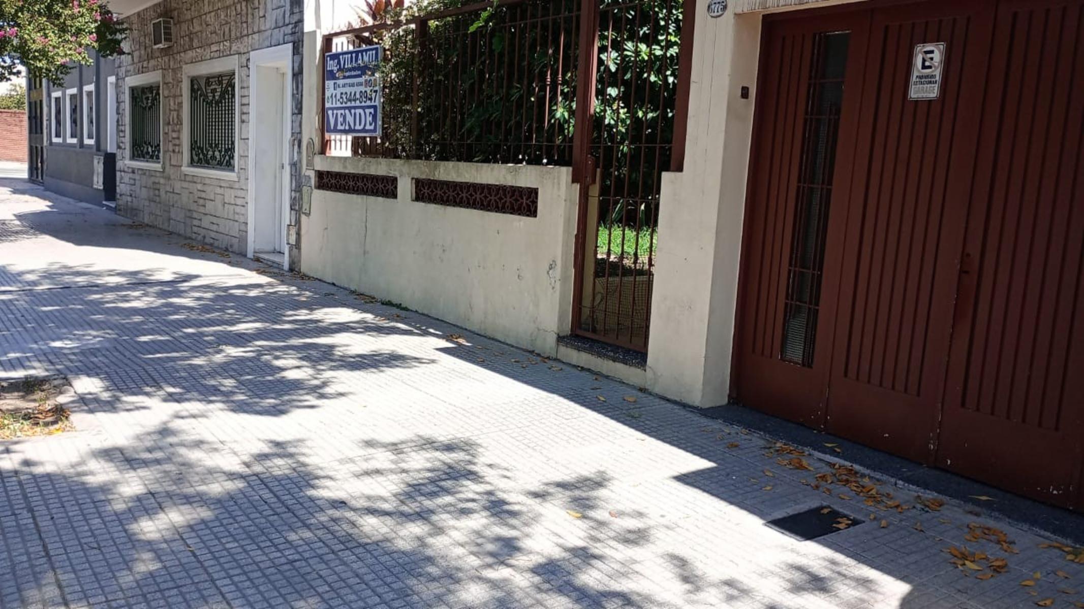 # MIRA ESTO # CASA # GARAJE JARDIN TERRAZA # LOTE 8,66 x 27 MTS APROX — foto 14