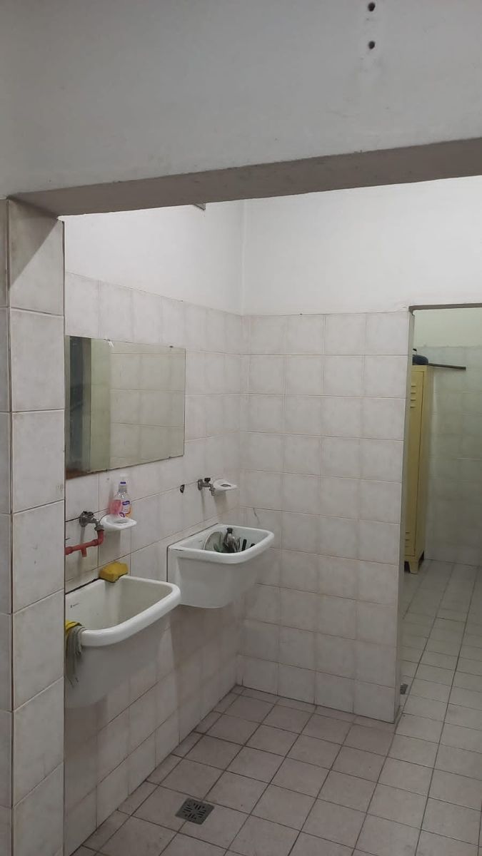 # MIRA ESTO # DEPOSITO # MIXTURA 2 # 700 M2C # 8,66 X 43 M - 19