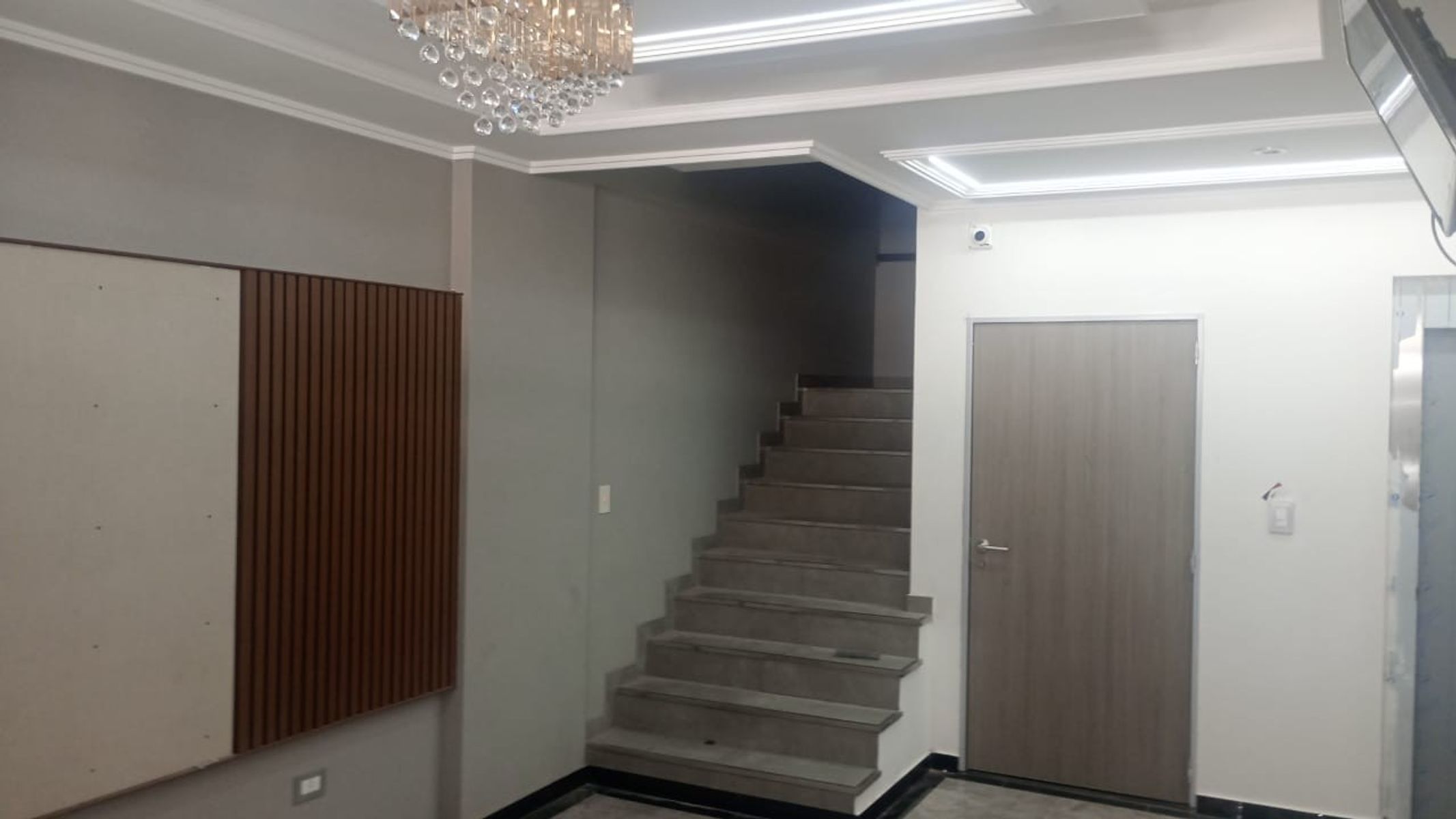 # MIRA ESTO # ESTRENAR # SEMI PISO # 3 AMB FRENTE # GRAN BALCON # ULTIMA LINEA — foto 5