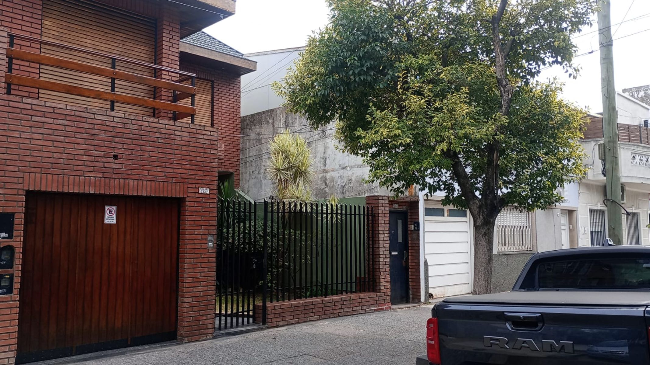 # MIRA ESTO # APTO CREDITO # CASA 5 AMB # JARDIN # GGE # TZA — foto 8
