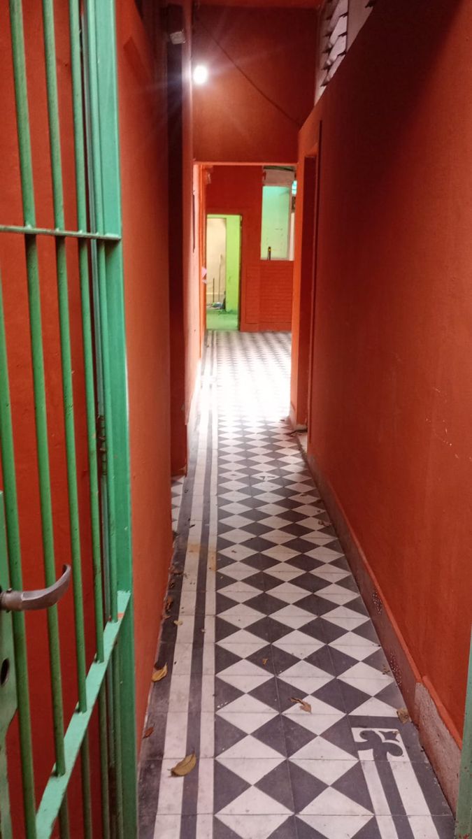 # MIRA ESTO # CASA # 5 HABITACIONES # 3 PATIOS # 1 TZA # OPORTUNIDAD # - 6