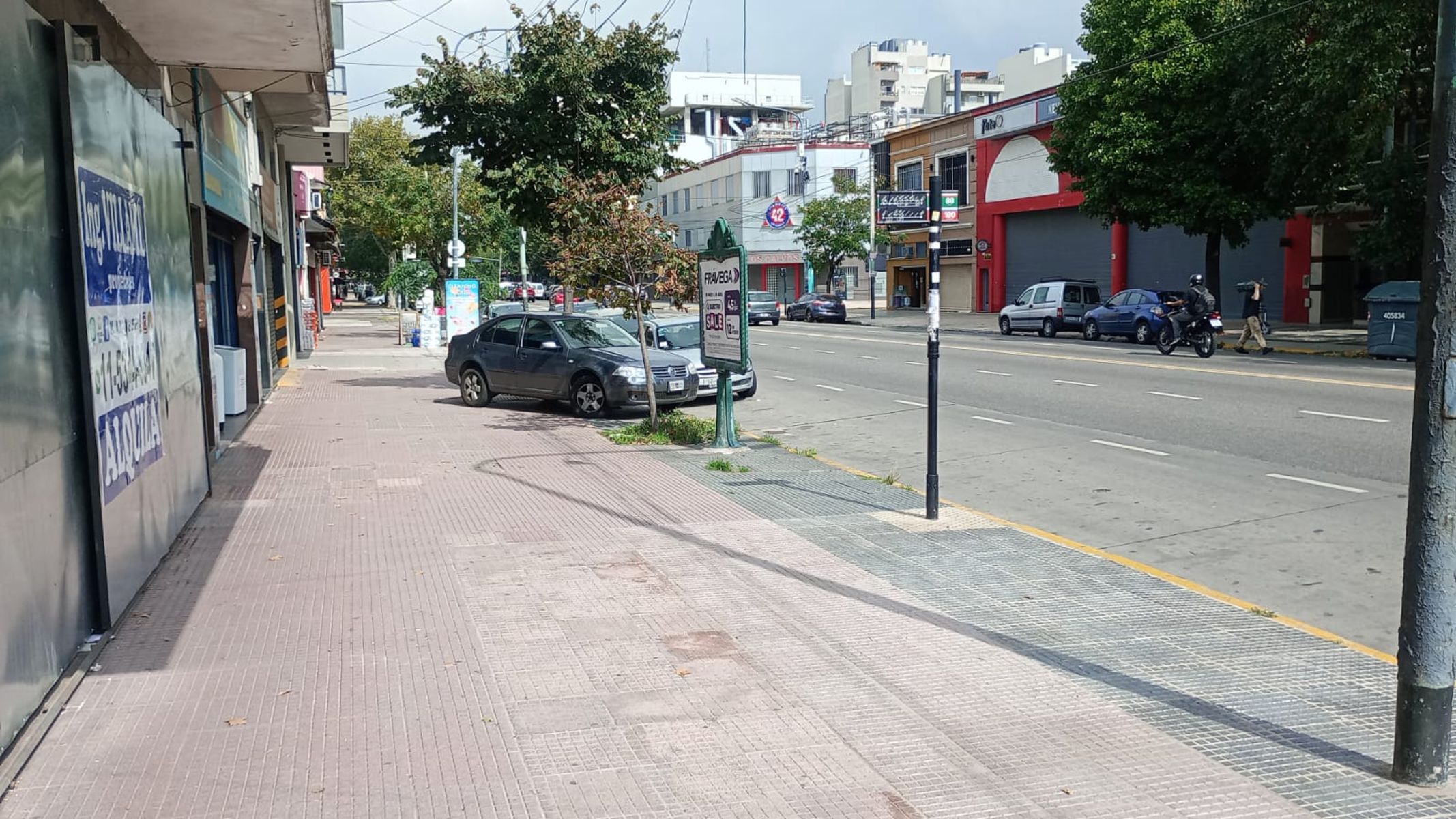 # MIRA ESTO # LOCAL COMERCIAL # 1000M2 700M2 350M2 # EXCELENTE UBICACION - 7