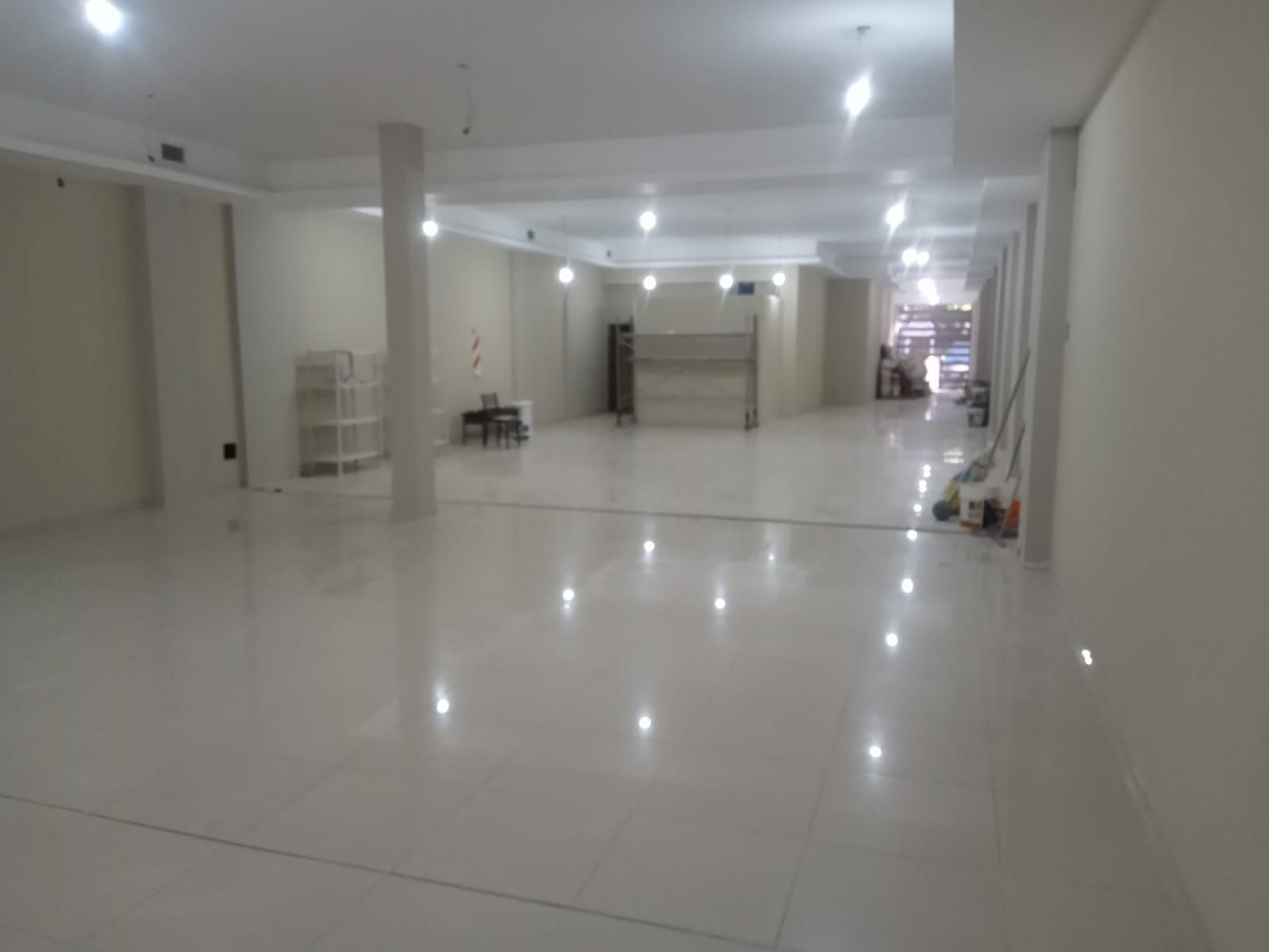 #MIRA ESTO # LOCAL # ESTRENAR # 300 M2C # COMPLETO - 6