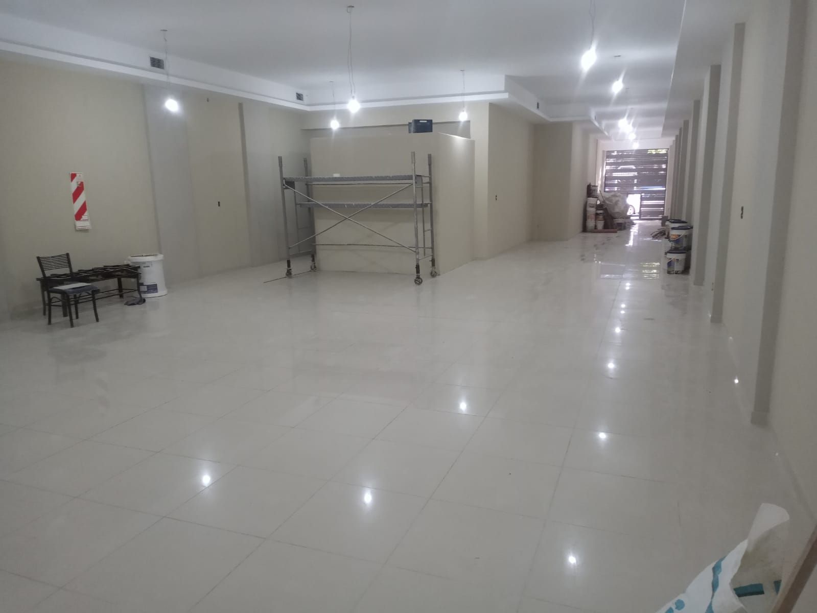 #MIRA ESTO # LOCAL # ESTRENAR # 300 M2C # COMPLETO - 8
