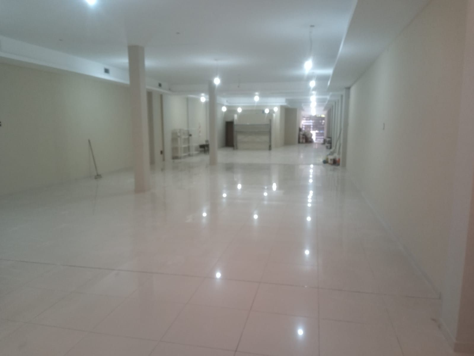 #MIRA ESTO # LOCAL # ESTRENAR # 300 M2C # COMPLETO - 15