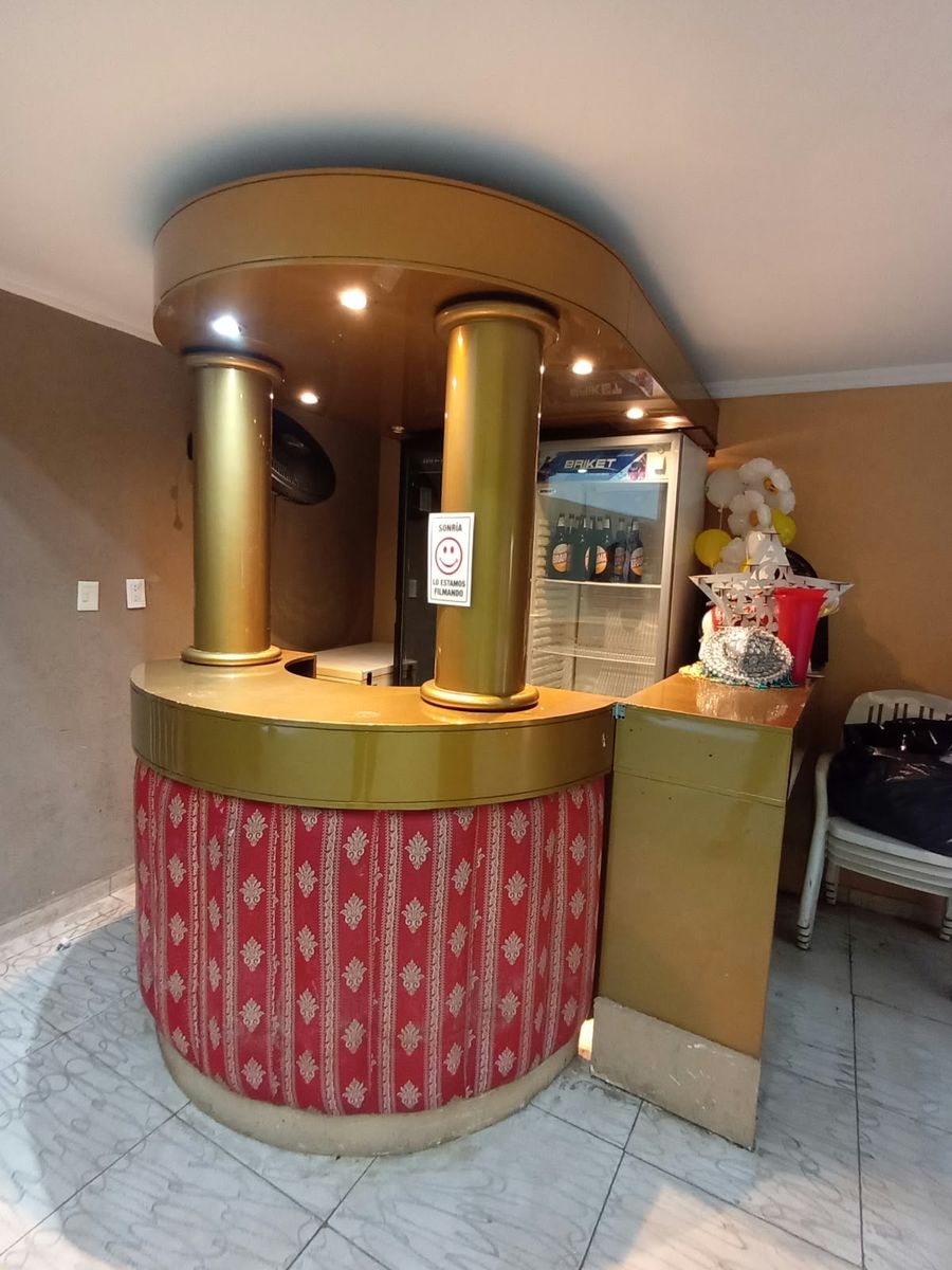 # MIRA ESTO # UNICA # CASA 7 AMB # PILETA # SAUNA # JACUZZI # SALON # GARAGE # TERRAZA - 7