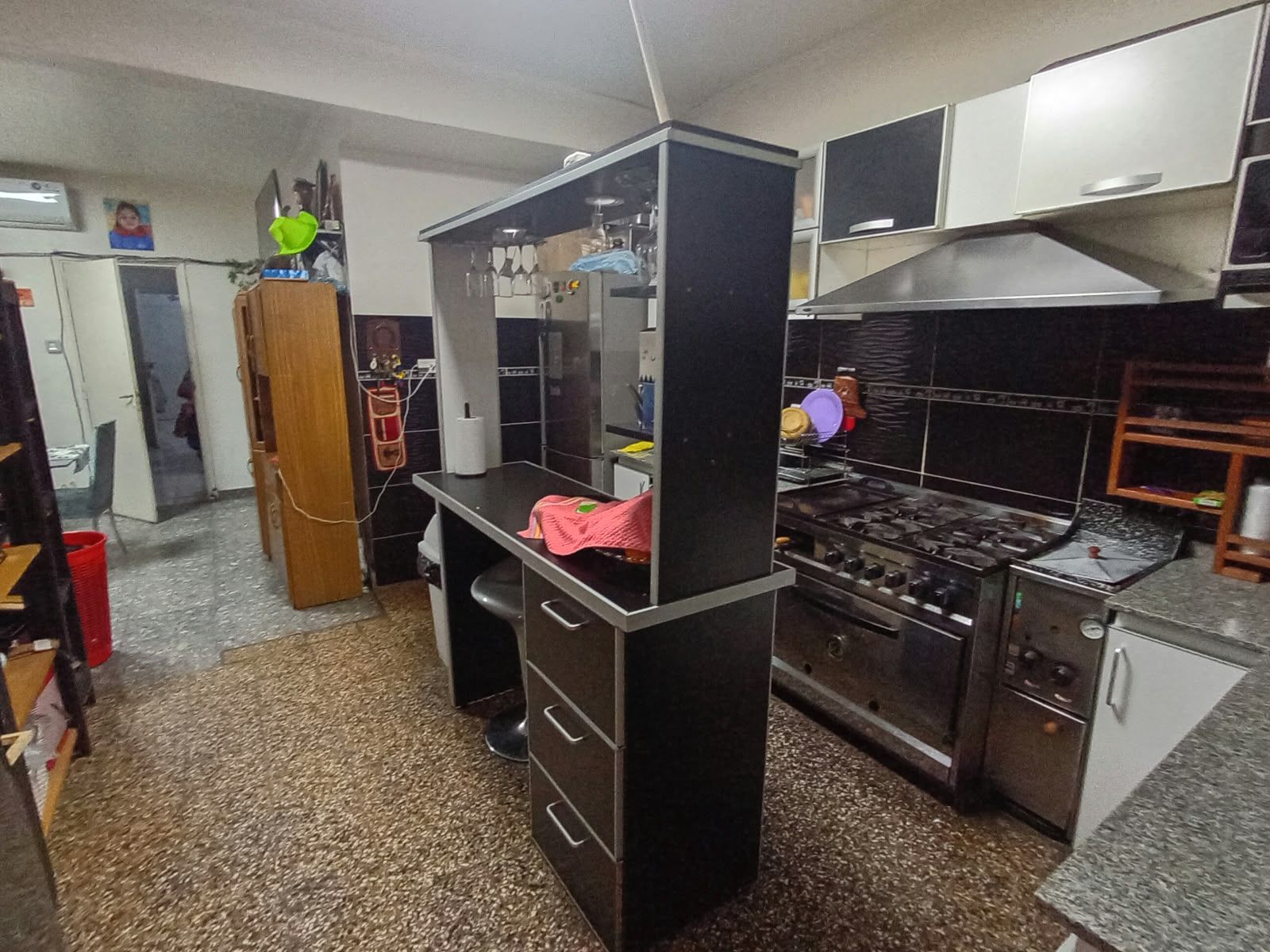 # MIRA ESTO # UNICA # CASA 7 AMB # PILETA # SAUNA # JACUZZI # SALON # GARAGE # TERRAZA - 22