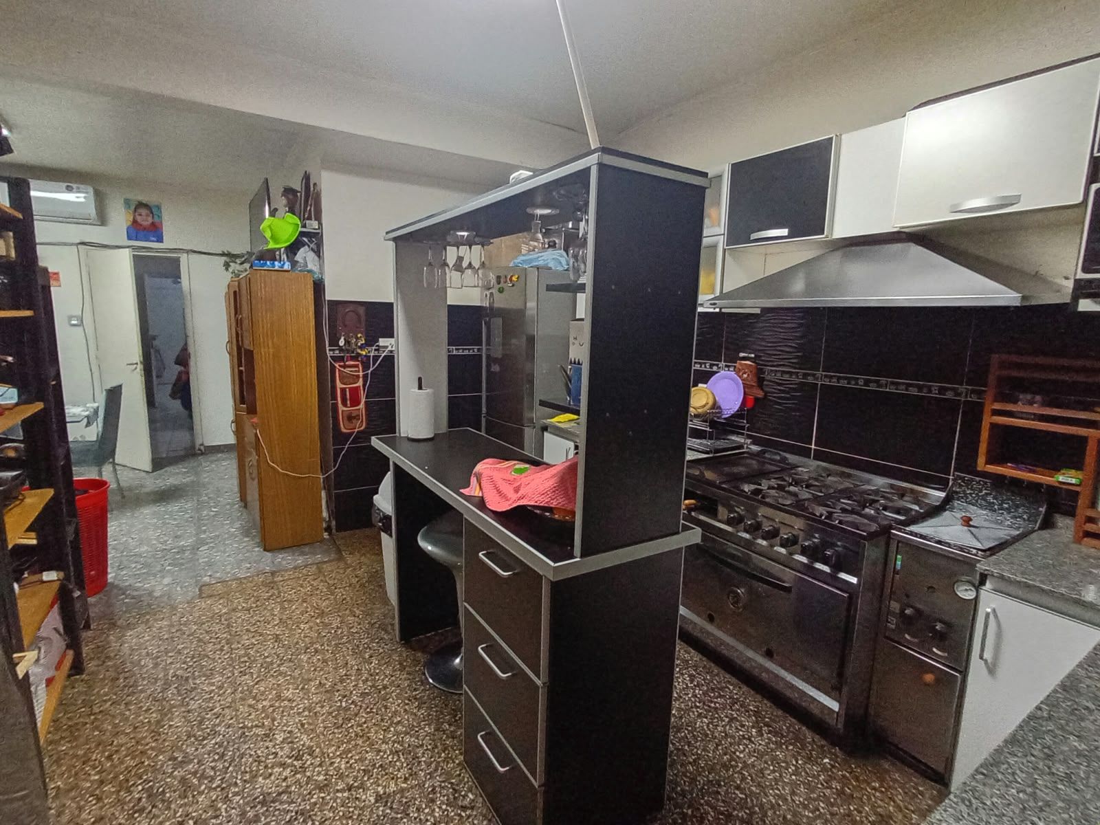 # MIRA ESTO # UNICA # CASA 7 AMB # PILETA # SAUNA # JACUZZI # SALON # GARAGE # TERRAZA - 25