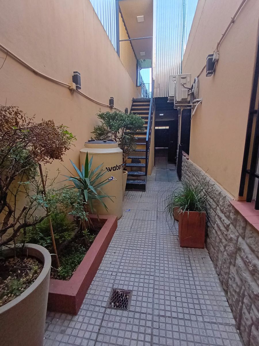# MIRA ESTO # UNICA # CASA 7 AMB # PILETA # SAUNA # JACUZZI # SALON # GARAGE # TERRAZA - 46