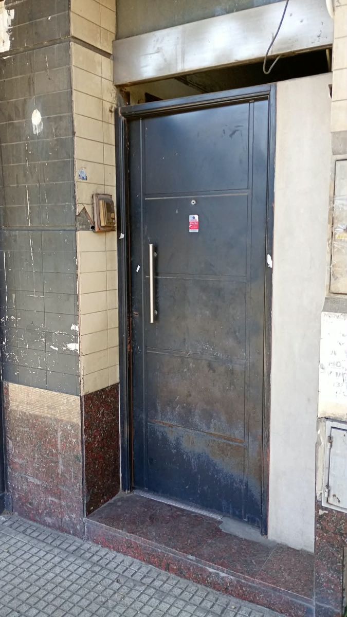 # PISO ENTERO 300 M2 # UBICACIÓN PREMIUM # USO COMERCIAL - 7