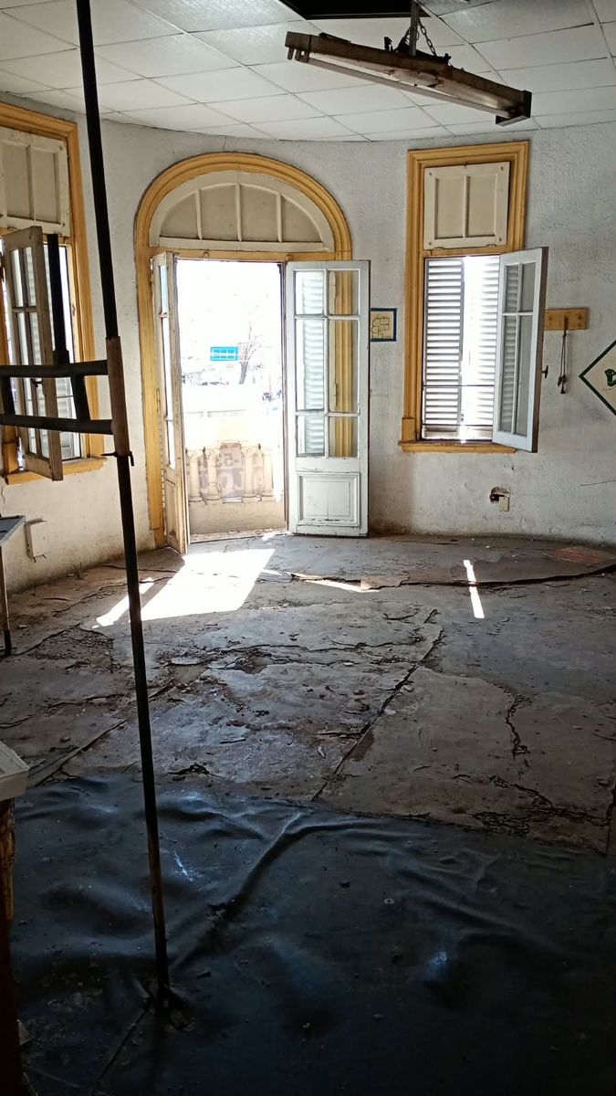 # PISO ENTERO 300 M2 # UBICACIÓN PREMIUM # USO COMERCIAL - 9