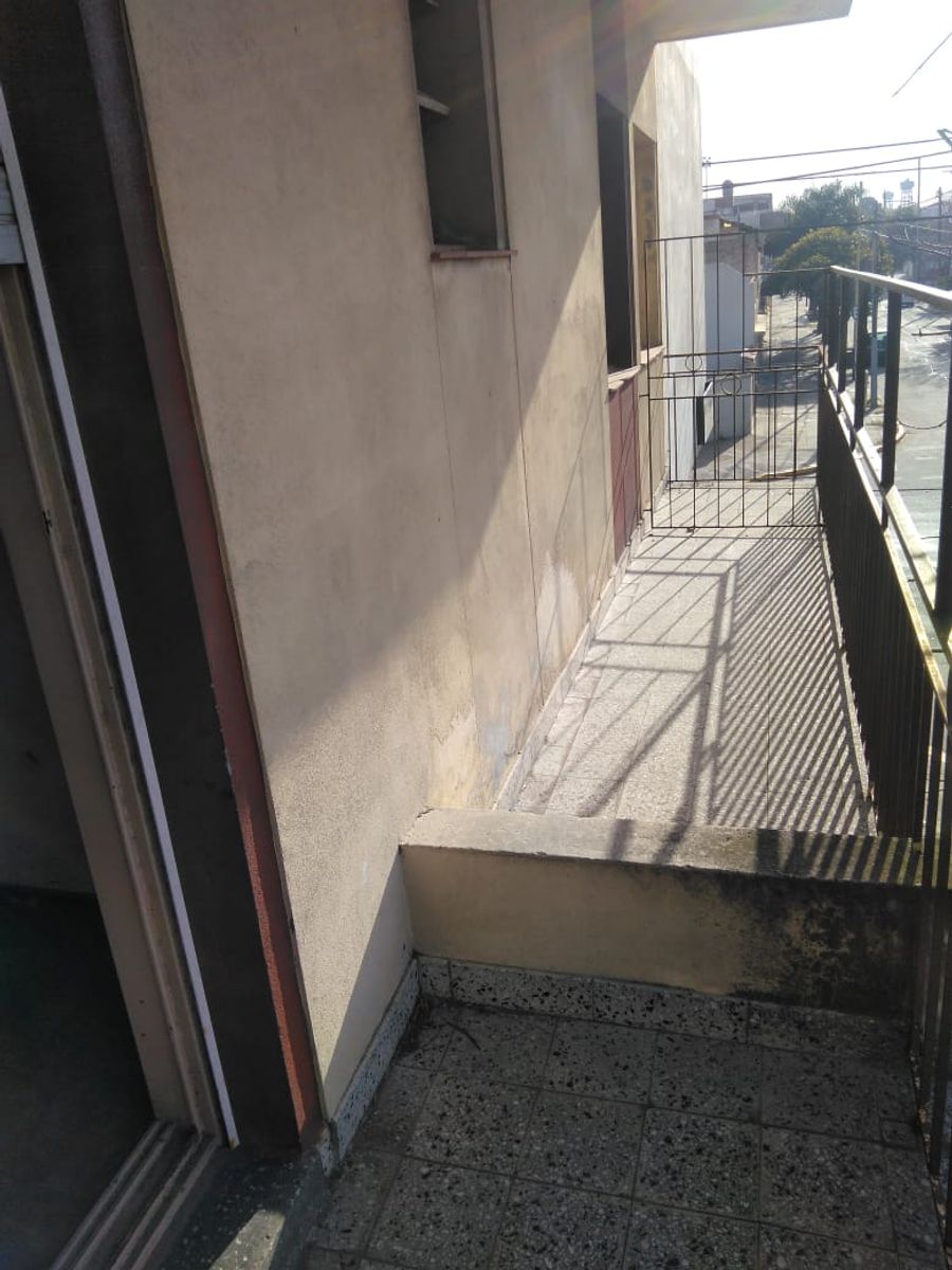 # MIRA ESTO # APTO CREDITO # 3 AMB DPTO # CON BALCON # TERRAZA C/ LAVADERO — foto 10