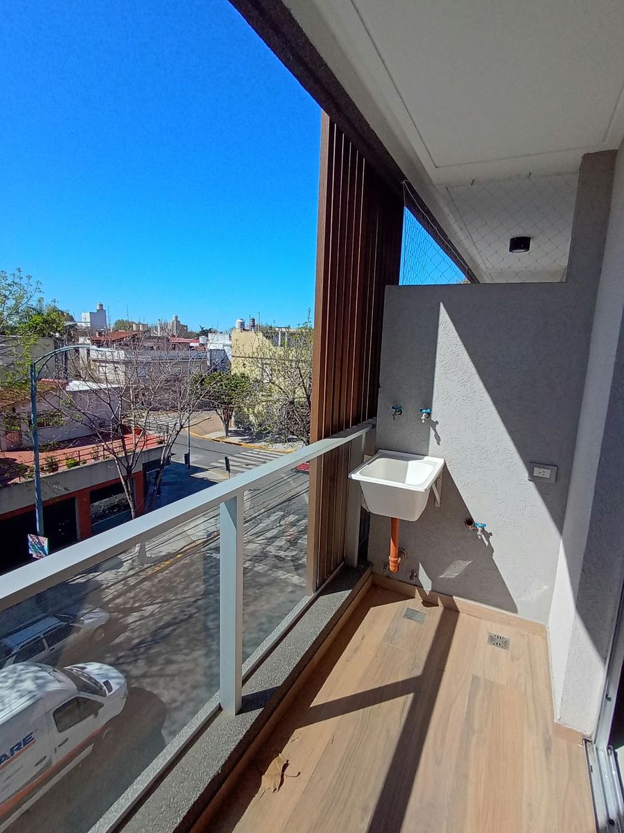 # MIRA ESTO # ESTRENAR # 1 AMB CON BALCON # SMARTLOCK — foto 8