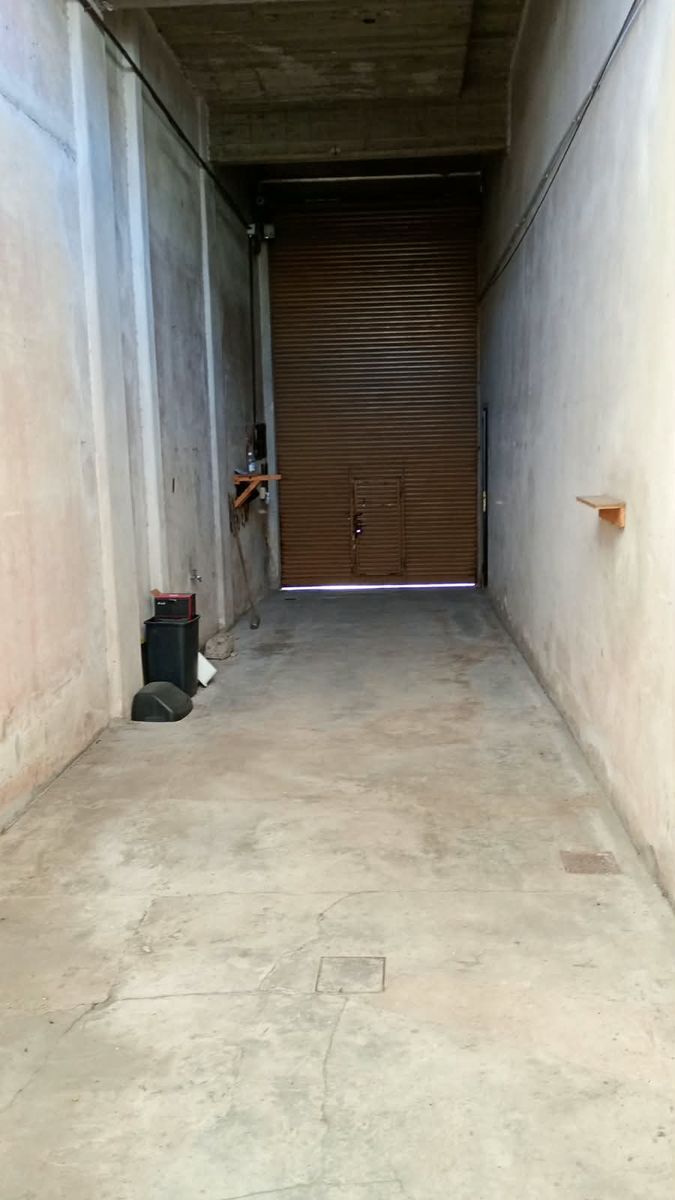 # MIRA ESTO # DEPOSITO # OFICINA # LOCAL # VIVIENDA # 440M2C LOTE 8,66 X 43,00 m - 2