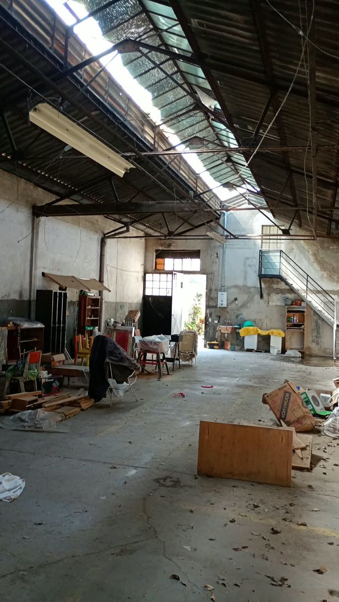 # MIRA ESTO # DEPOSITO # OFICINA # LOCAL # VIVIENDA # 440M2C LOTE 8,66 X 43,00 m - 5