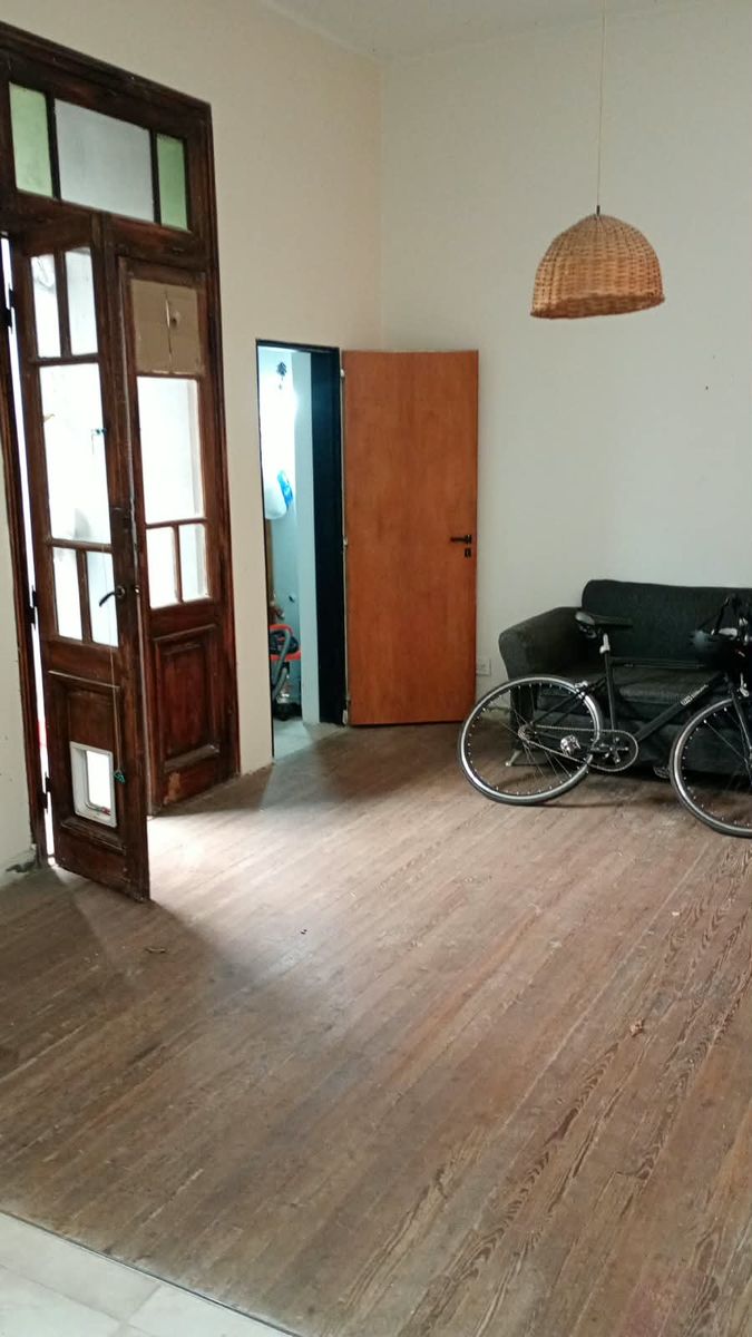# MIRA ESTO # DEPOSITO # OFICINA # LOCAL # VIVIENDA # 440M2C LOTE 8,66 X 43,00 m - 18