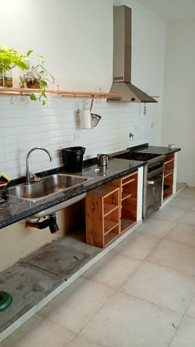 # MIRA ESTO # DEPOSITO # OFICINA # LOCAL # VIVIENDA # 440M2C LOTE 8,66 X 43,00 m - 21