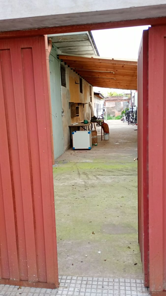 # MIRA ESTO # DEPOSITO # LOCAL # USO COMERCIAL # 150 M2C LOTE 335 M2C - 1