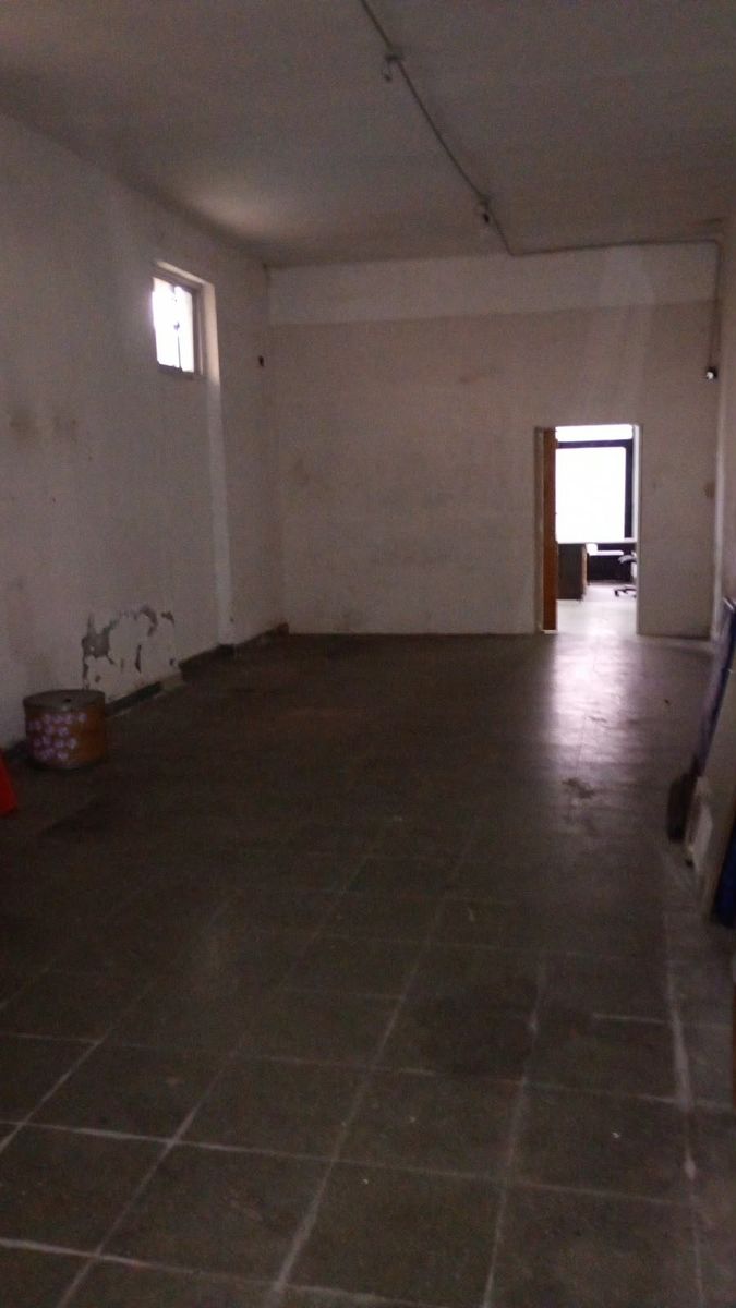 # MIRA ESTO # DEPOSITO # LOCAL # USO COMERCIAL # 150 M2C LOTE 335 M2C - 6