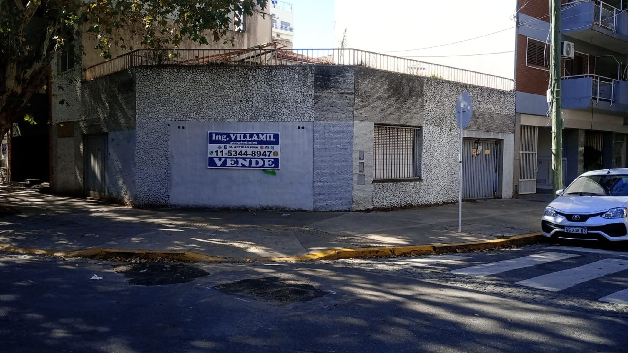 # MIRA ESTO # ZONA PREMIUM # TIPO CASA # 4 AMB # GARAGE # PATIO # TERRAZA - 1