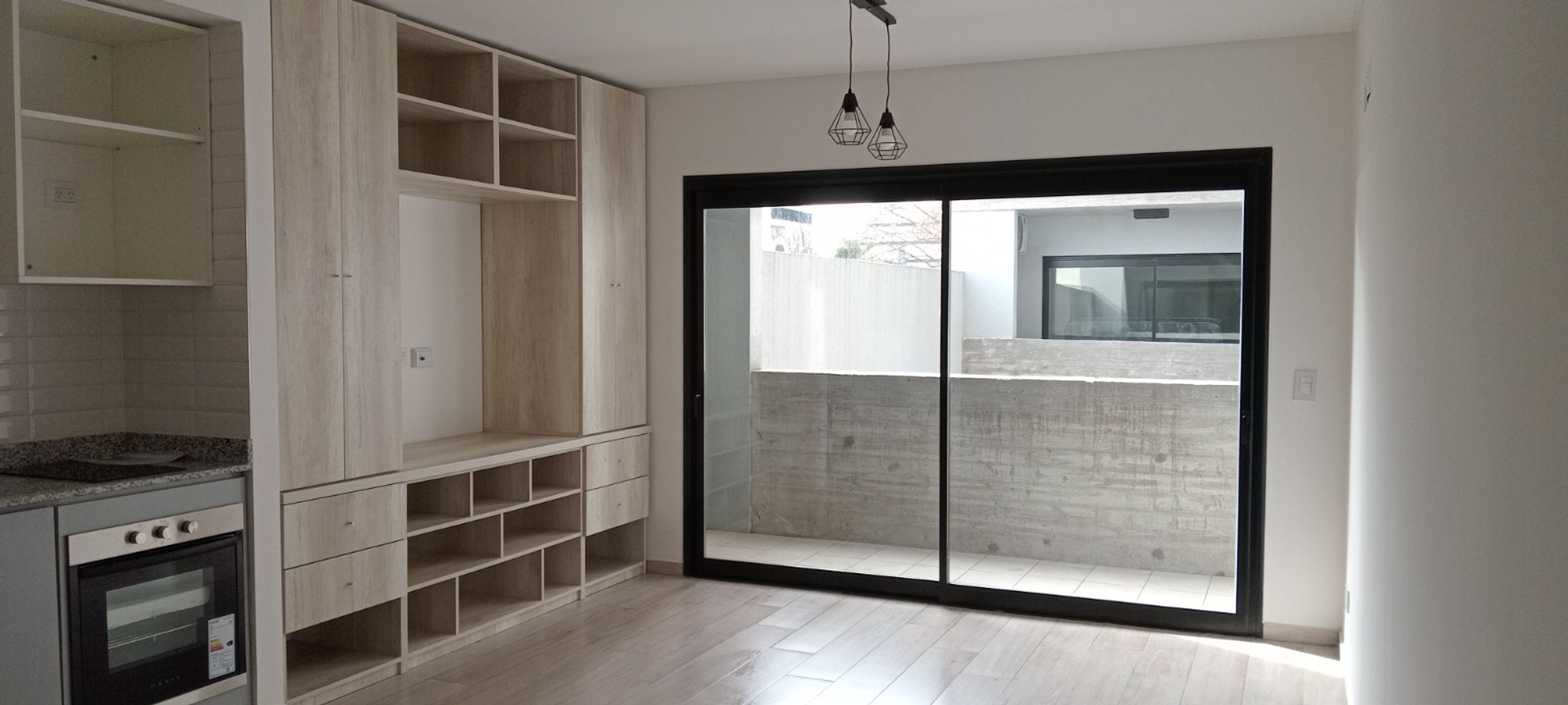 # MIRA ESTO # MONOAMBIENTE C/ BALCON # PLAC ARD # LAUNDRY - 11