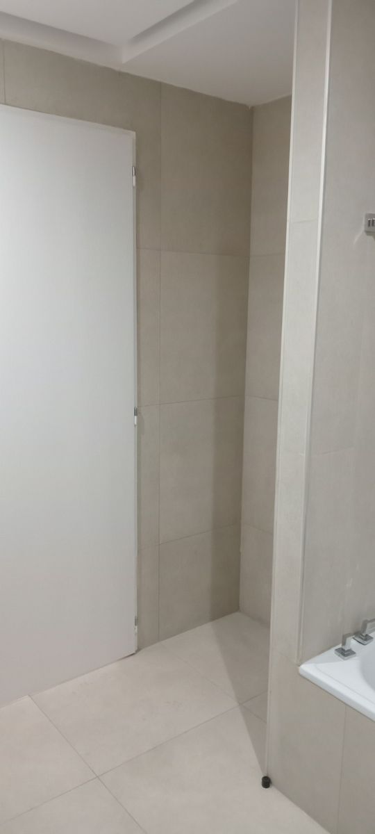 # MIRA ESTO # MONOAMBIENTE C/ BALCON # PLAC ARD # LAUNDRY - 23