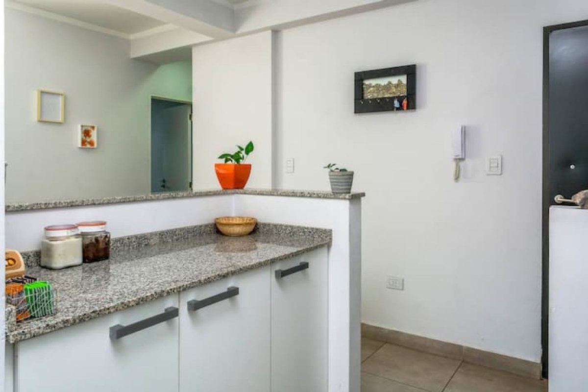 VENTA DPTO 1 DORM C/PILETA Y SUM MITRE Y AMEGHINO — foto 10