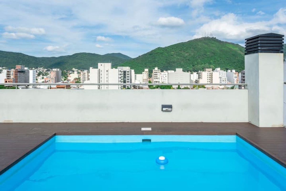 VENTA DPTO 1 DORM C/PILETA Y SUM MITRE Y AMEGHINO - 21