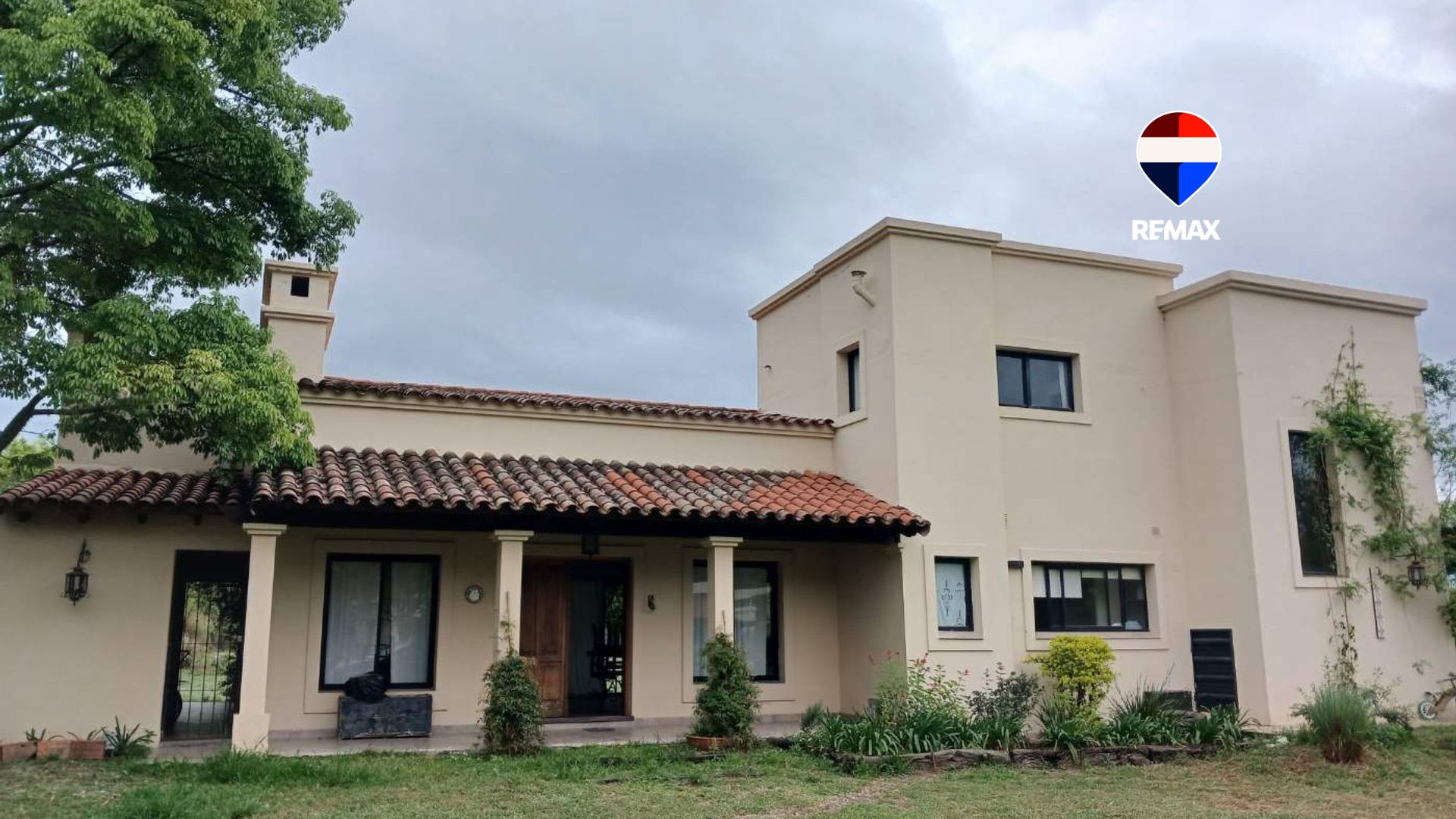 VENTA CASA 4 DORM SAN LORENZO CHICO APTO CREDITO - 1