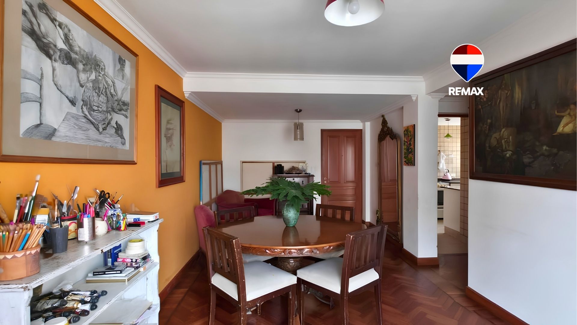 VENTA/PERMUTA DPTO 2 DORM C/PILETA/SUM MACROCENTRO - 1