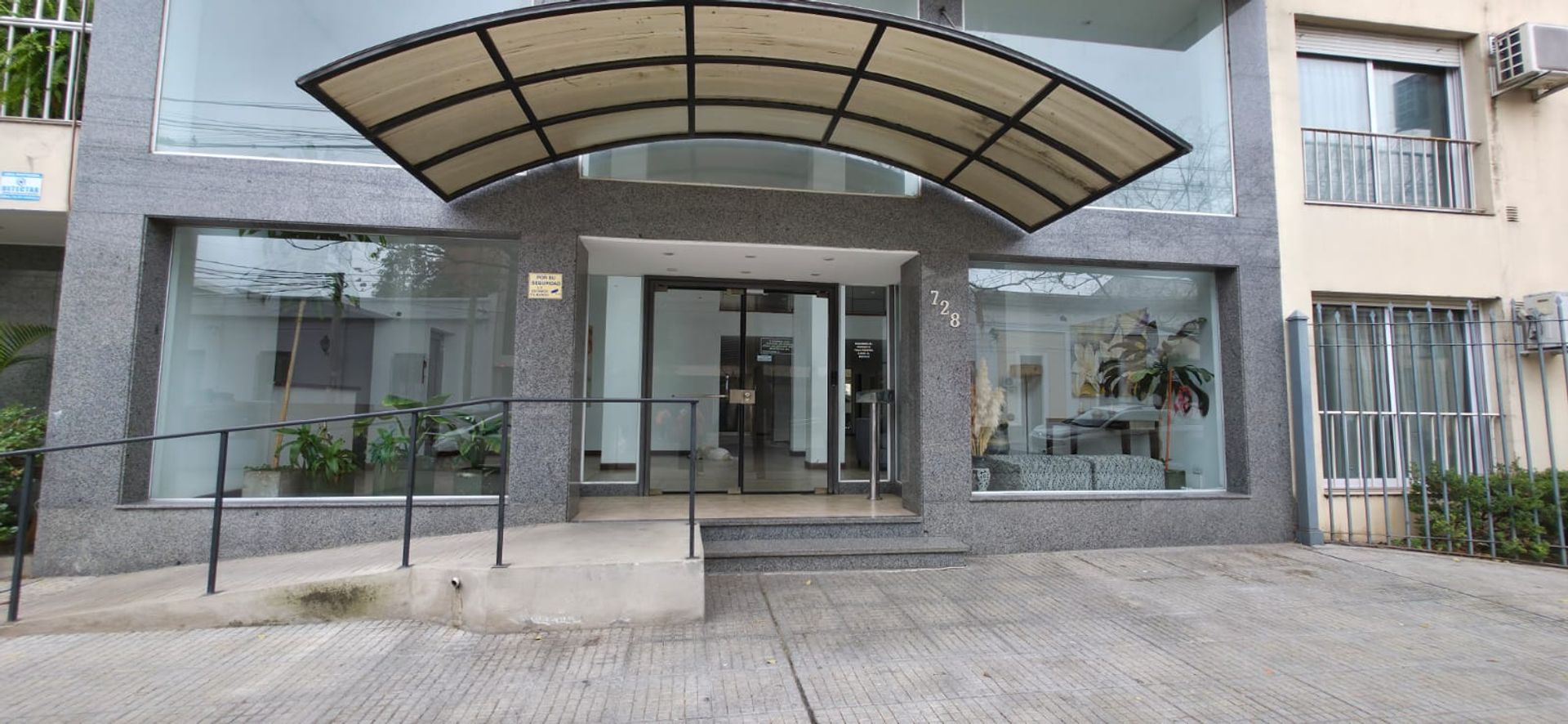 VENTA/PERMUTA DPTO 2 DORM C/PILETA/SUM MACROCENTRO - 2