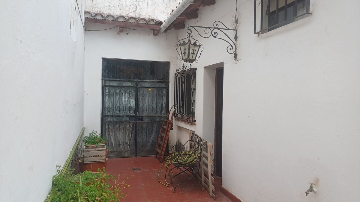 VENTA CASA ZONA SHOPPING ALTO NOA APTA CREDITO - 19
