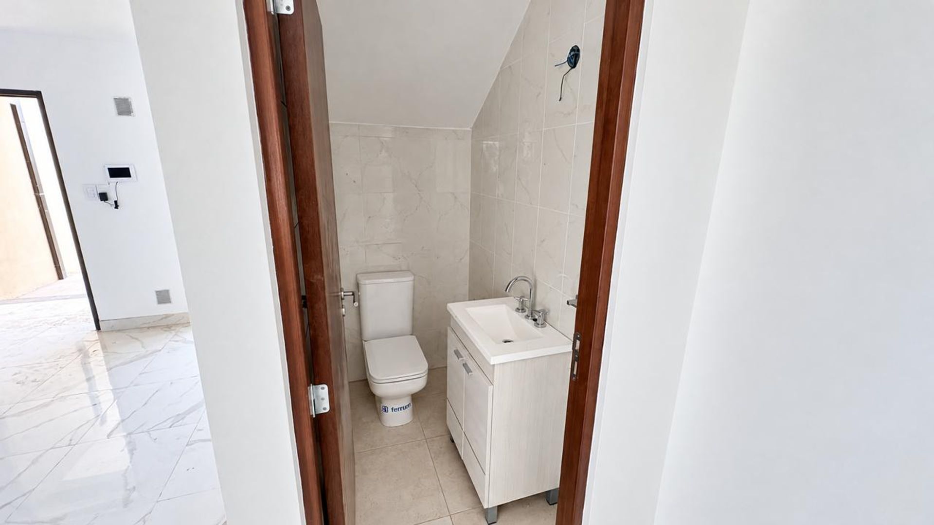 VENTA CASA C/PILETA APTA CREDITO Y COCHERA 2 DORM — foto 6