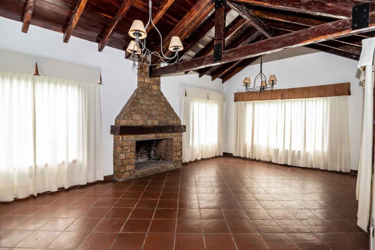 VENTA CASA C/PILETA LA ALMUDENA APTA CREDITO - 3