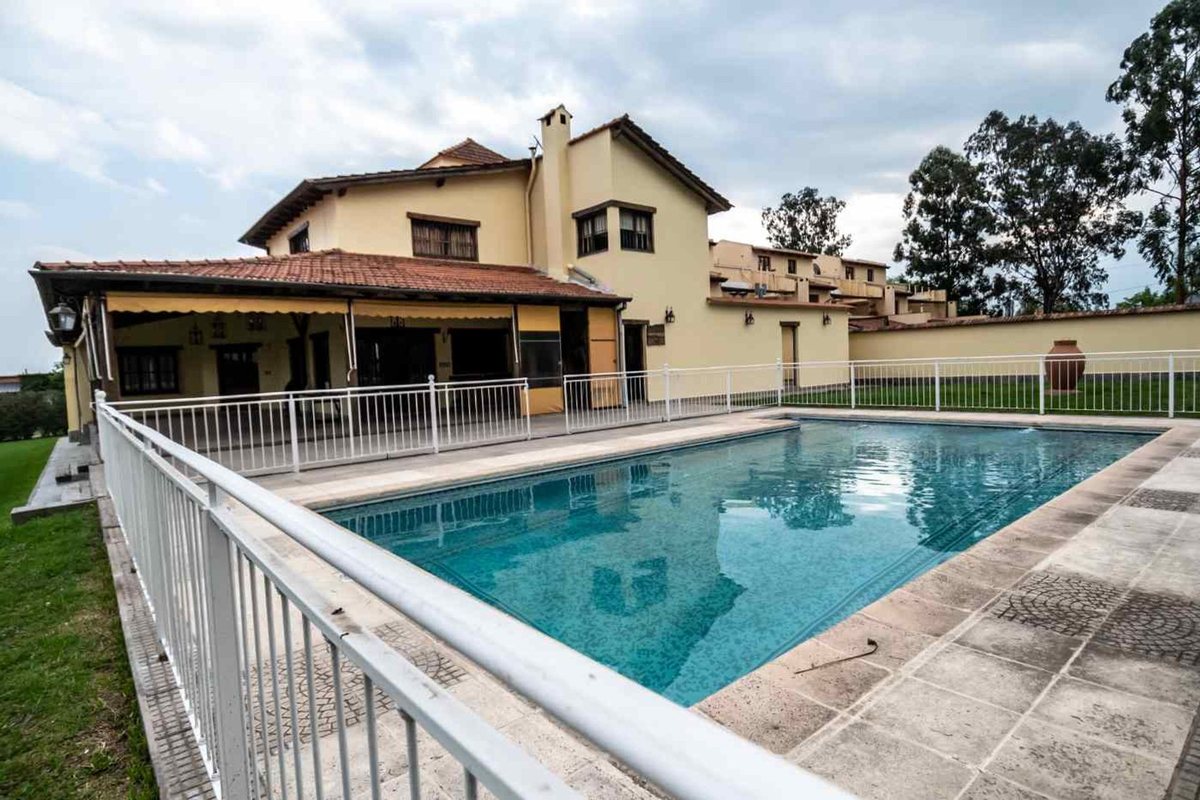 VENTA CASA C/PILETA LA ALMUDENA APTA CREDITO - 19
