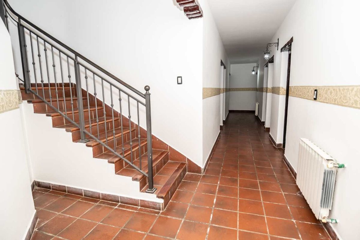 VENTA CASA C/PILETA LA ALMUDENA APTA CREDITO - 26
