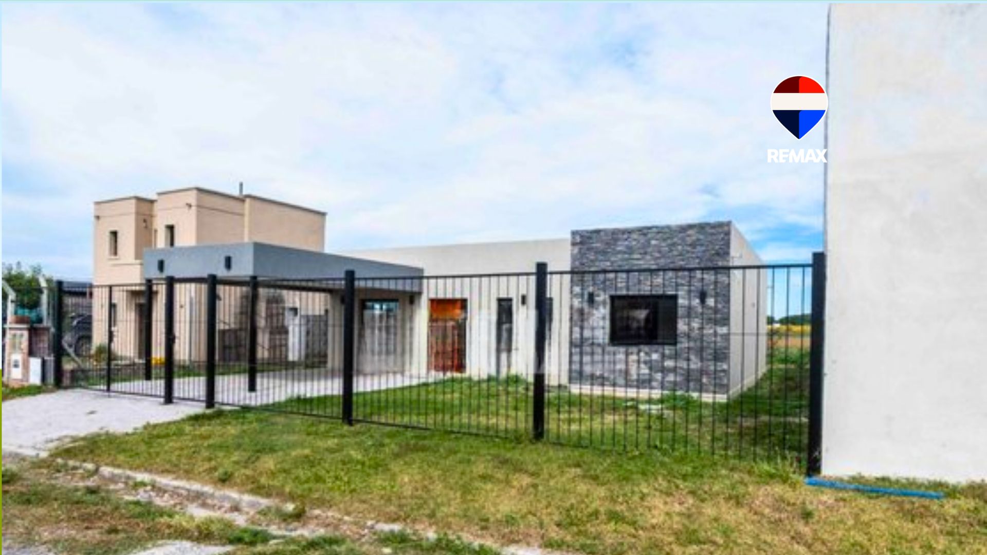VENTA CASA EKO DISTRITO CIRCUNVALACION OESTE - 1