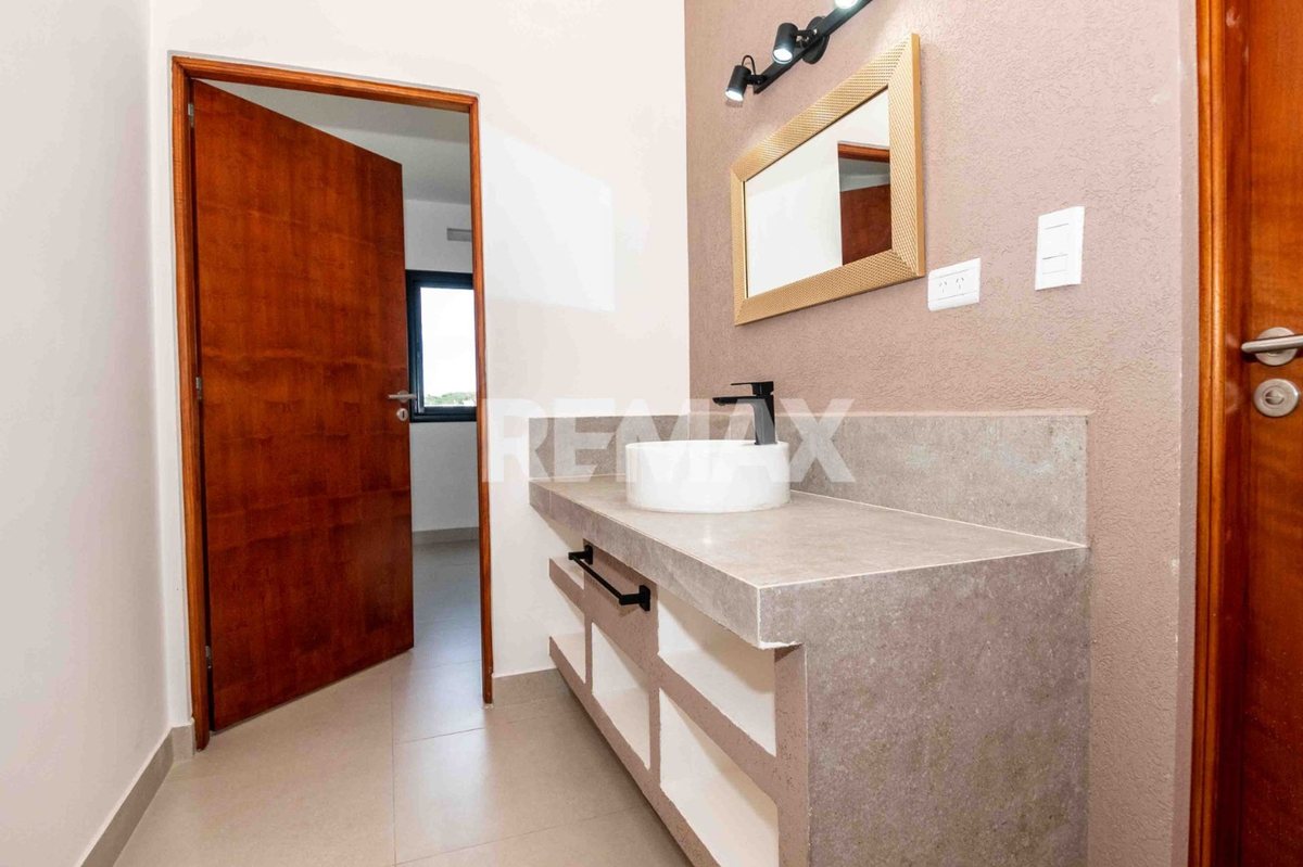 VENTA CASA EKO DISTRITO CIRCUNVALACION OESTE - 25