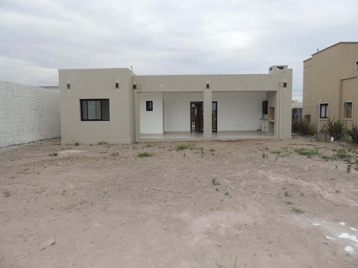 VENTA CASA EKO DISTRITO CIRCUNVALACION OESTE - 30