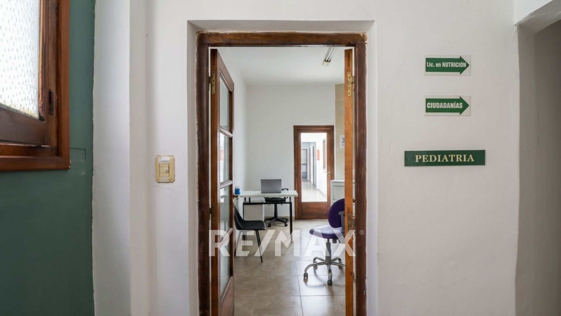 VENTA CASA C/PILETA LOCALES 25 DE MAYO Y BELGRANO - 5